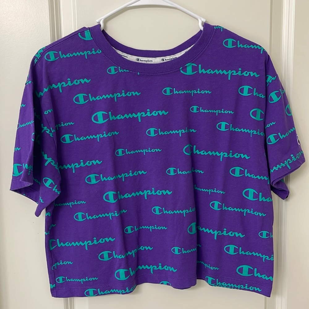 Campion women’s crop tee shirt size medium